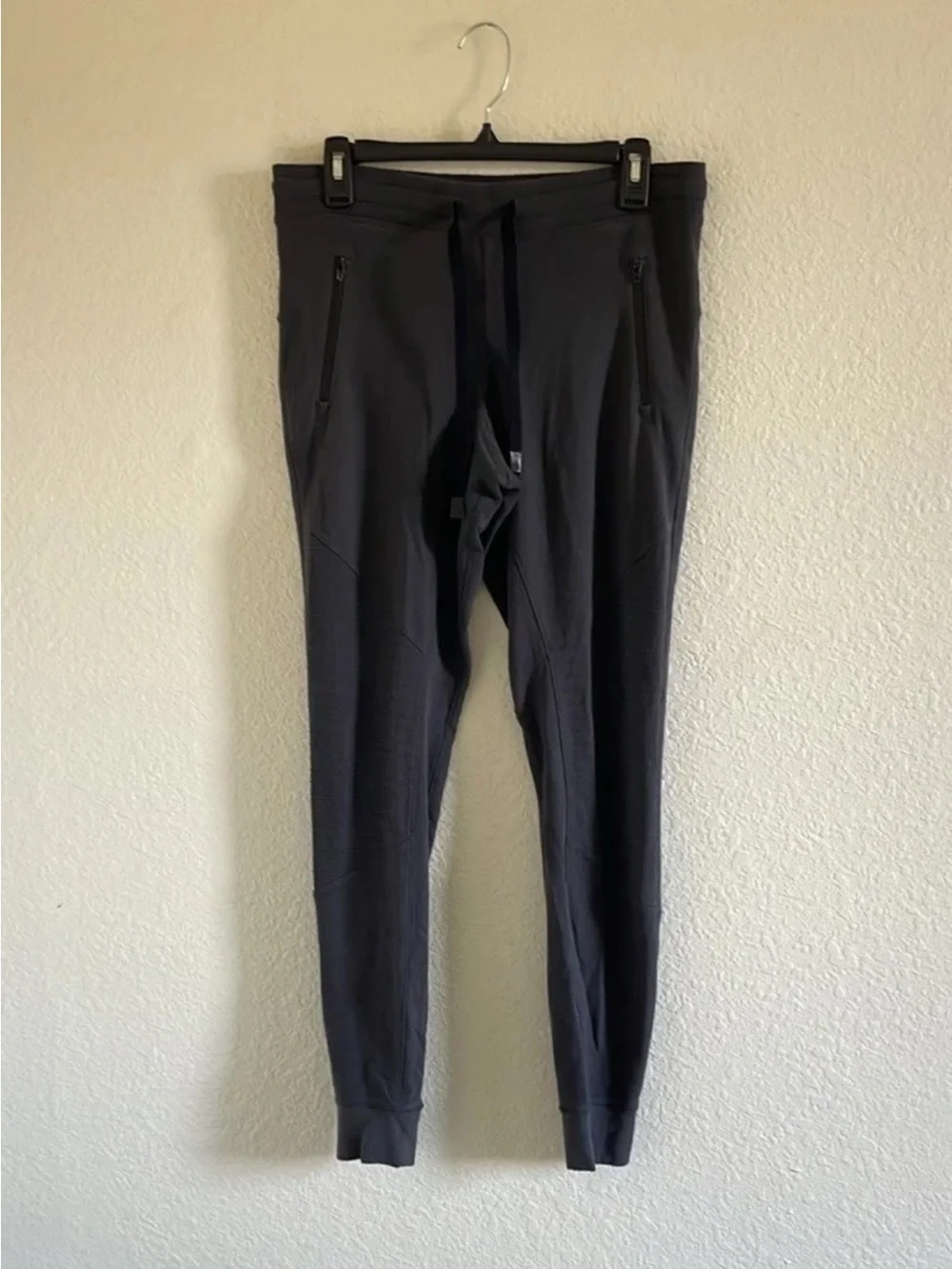 ALO Yoga Urban Moto Sweatpants Joggers Grey Anthracite Large